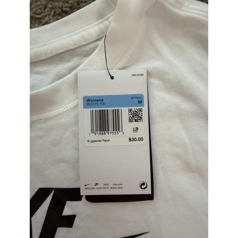 Nike Sportswear Essential Womens Cropped T-Shirt White Black Logo Medium New - Picture 7 of 8